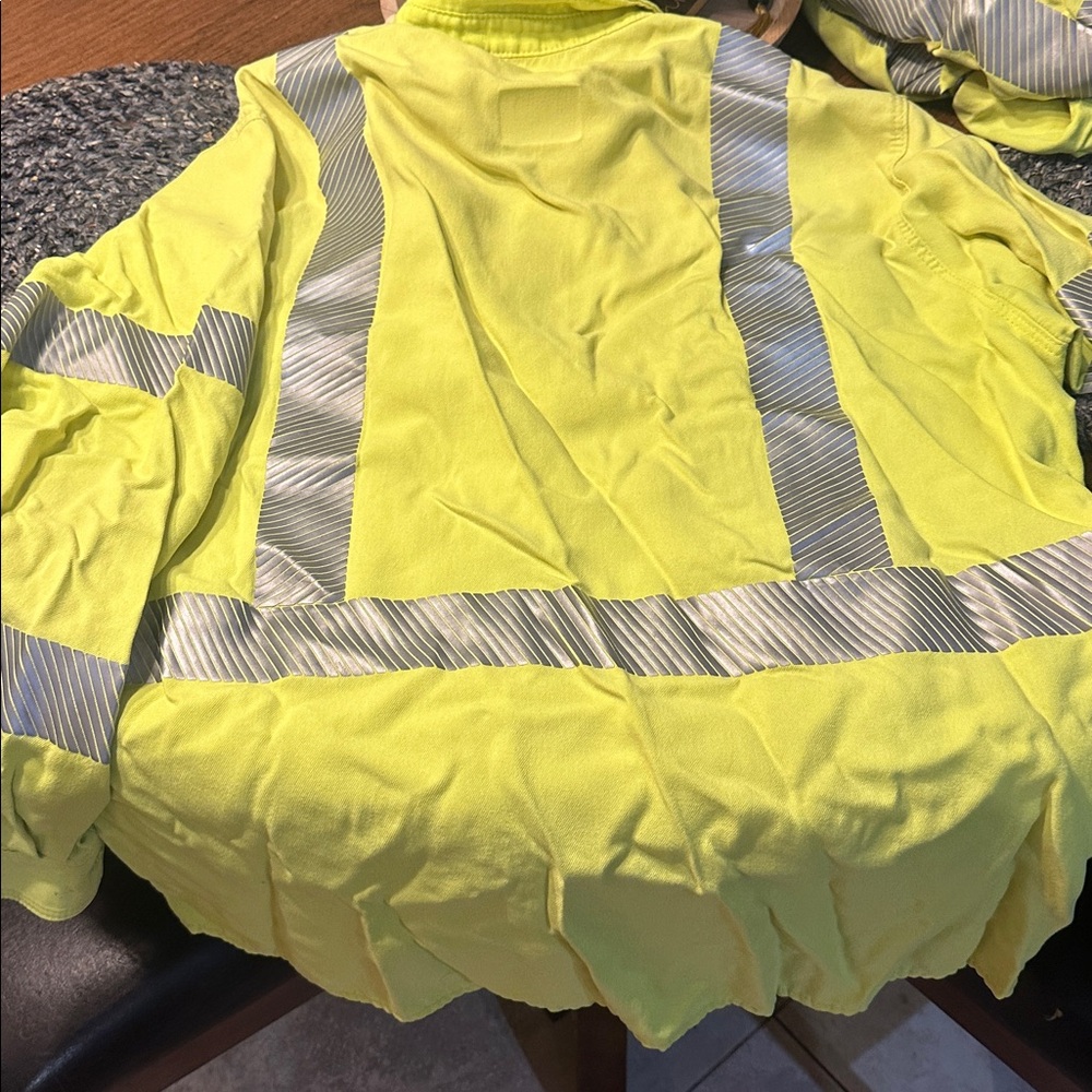 Lapco FR Fluorescent & reflective LS Men’s xl . … - Picture 8 of 9